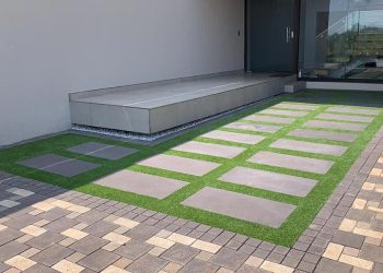 Ibanzi-paver-walkway-and-entrance-ss.jpeg