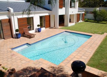 patios-and-surounding-pools-Constantia003